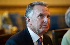 أكسيوس: مباحثات مغلقة بين أمريكا وإسرائيل وقطر